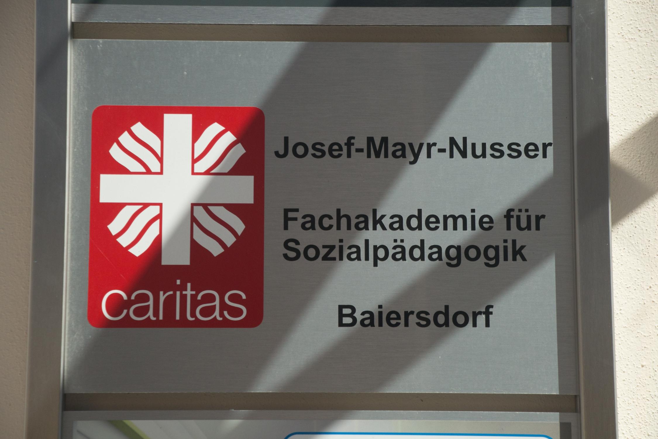 2018 FAK Eingangsbereich 06